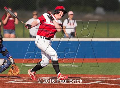 Thumbnail 1 in Lake Travis vs. Oak Ridge (UIL 6A Region II Quarterfinal)  photogallery.