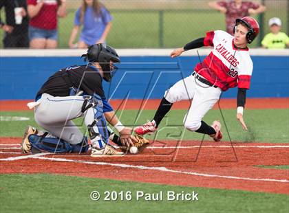 Thumbnail 2 in Lake Travis vs. Oak Ridge (UIL 6A Region II Quarterfinal)  photogallery.