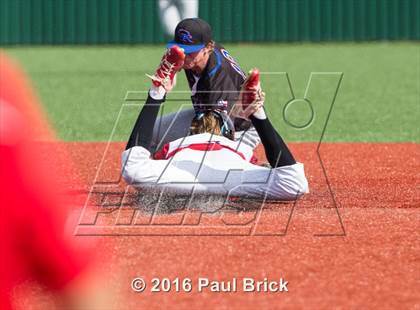 Thumbnail 2 in Lake Travis vs. Oak Ridge (UIL 6A Region II Quarterfinal)  photogallery.
