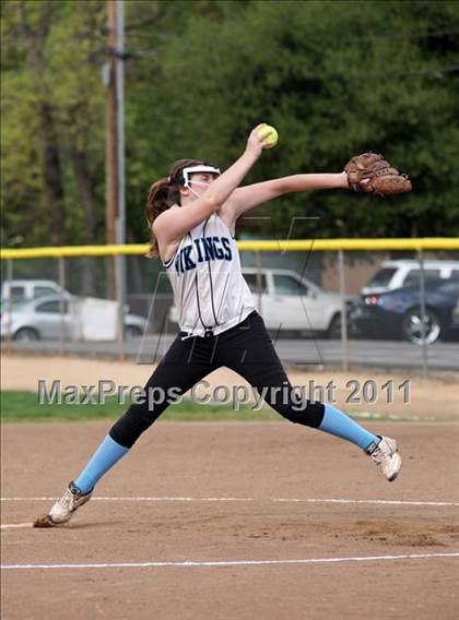 Thumbnail 3 in Pleasant Valley @ Shasta photogallery.