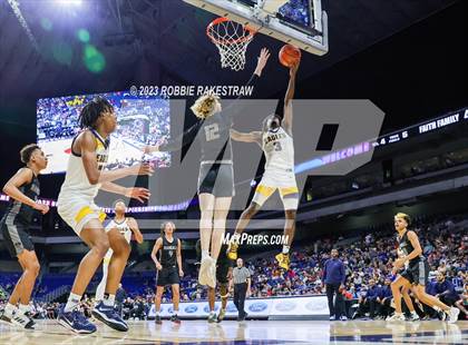 Thumbnail 3 in Randall @ Oak Cliff Faith Family Academy (UIL 4A Basketball State Semifinal) photogallery.