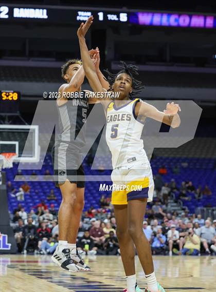 Thumbnail 3 in Randall @ Oak Cliff Faith Family Academy (UIL 4A Basketball State Semifinal) photogallery.