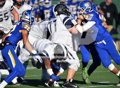 Thumbnail 1 in Serra vs. Sierra Canyon (CIF State Division 2A Final) photogallery.