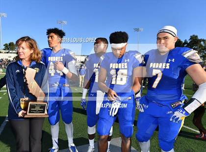 Thumbnail 3 in Serra vs. Sierra Canyon (CIF State Division 2A Final) photogallery.