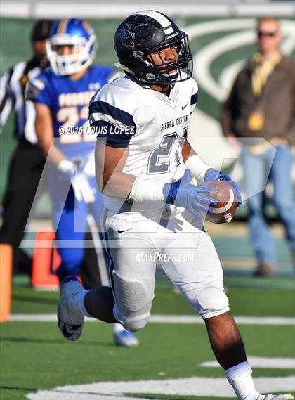 Thumbnail 2 in Serra vs. Sierra Canyon (CIF State Division 2A Final) photogallery.