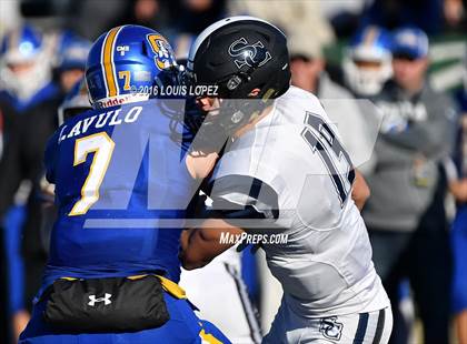 Thumbnail 1 in Serra vs. Sierra Canyon (CIF State Division 2A Final) photogallery.
