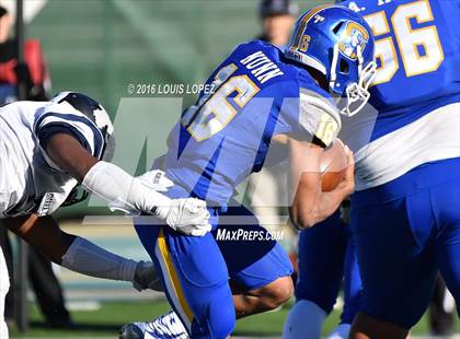 Thumbnail 1 in Serra vs. Sierra Canyon (CIF State Division 2A Final) photogallery.