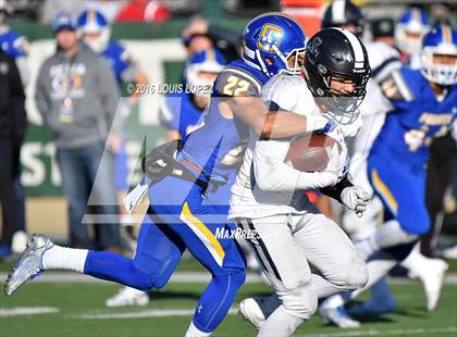 Thumbnail 2 in Serra vs. Sierra Canyon (CIF State Division 2A Final) photogallery.