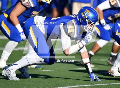 Thumbnail 3 in Serra vs. Sierra Canyon (CIF State Division 2A Final) photogallery.
