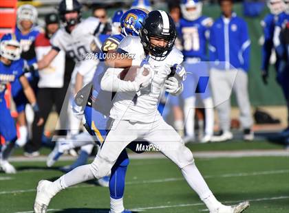 Thumbnail 1 in Serra vs. Sierra Canyon (CIF State Division 2A Final) photogallery.
