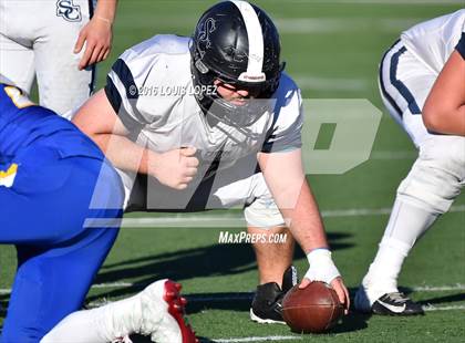 Thumbnail 1 in Serra vs. Sierra Canyon (CIF State Division 2A Final) photogallery.