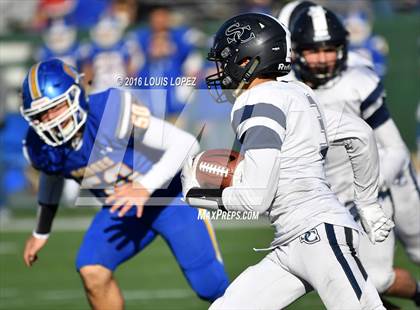 Thumbnail 1 in Serra vs. Sierra Canyon (CIF State Division 2A Final) photogallery.