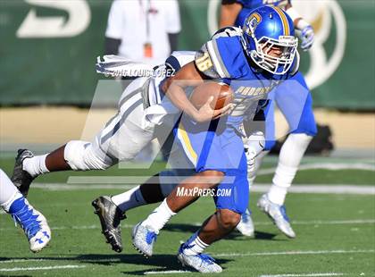 Thumbnail 2 in Serra vs. Sierra Canyon (CIF State Division 2A Final) photogallery.