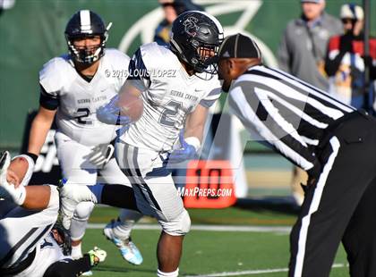 Thumbnail 1 in Serra vs. Sierra Canyon (CIF State Division 2A Final) photogallery.