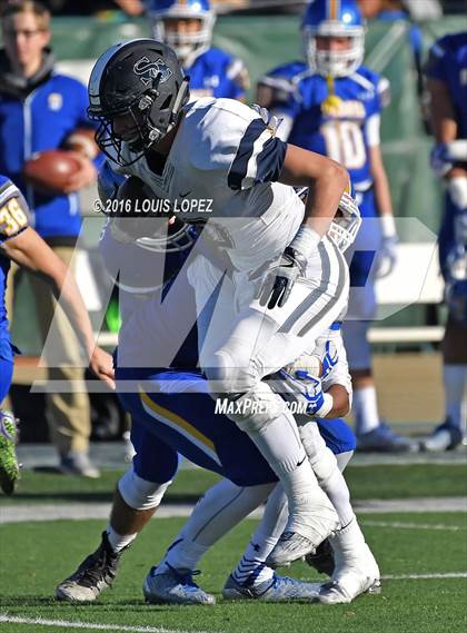Thumbnail 1 in Serra vs. Sierra Canyon (CIF State Division 2A Final) photogallery.