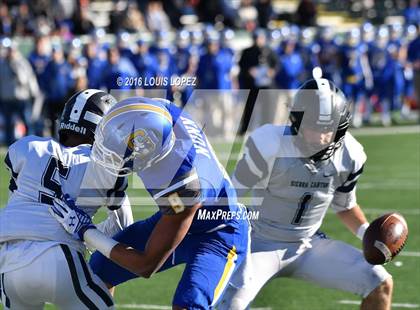 Thumbnail 1 in Serra vs. Sierra Canyon (CIF State Division 2A Final) photogallery.