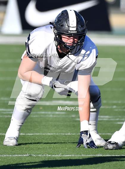 Thumbnail 3 in Serra vs. Sierra Canyon (CIF State Division 2A Final) photogallery.