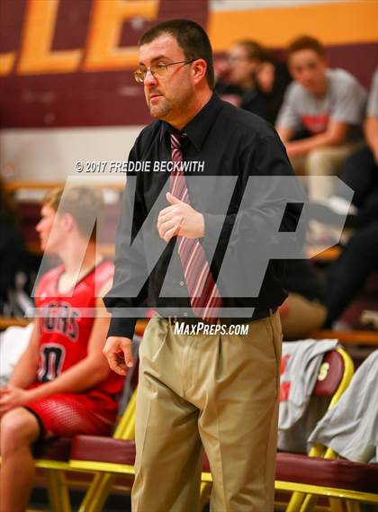Thumbnail 3 in Trenton @ Collinsville photogallery.