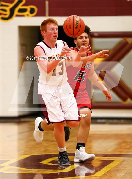 Thumbnail 1 in Trenton @ Collinsville photogallery.