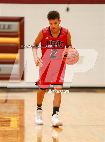 Thumbnail 1 in Trenton @ Collinsville photogallery.