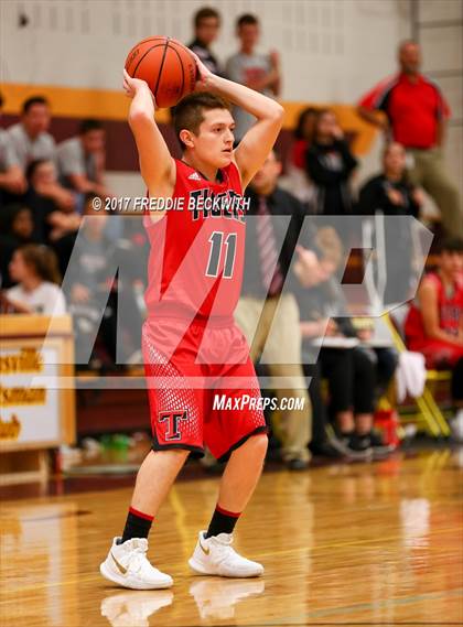 Thumbnail 1 in Trenton @ Collinsville photogallery.