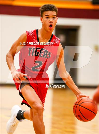 Thumbnail 2 in Trenton @ Collinsville photogallery.
