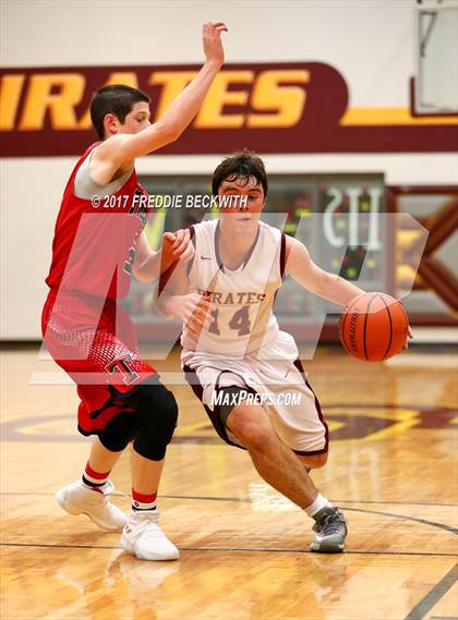 Thumbnail 3 in Trenton @ Collinsville photogallery.