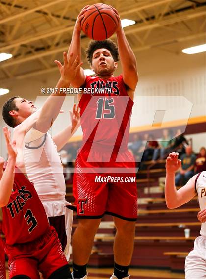 Thumbnail 2 in Trenton @ Collinsville photogallery.