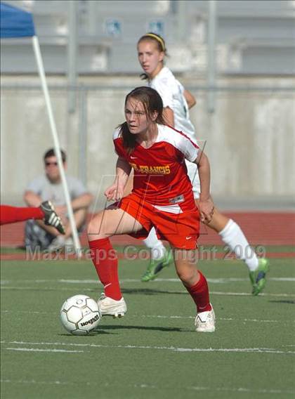 Thumbnail 2 in St. Francis vs. St. Mary's (CIF SJS D1 Final) photogallery.