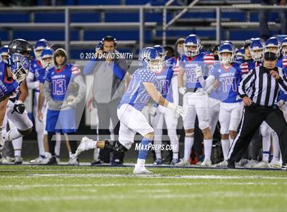 Thumbnail 1 in Liberty North @ Liberty (MSHSAA Class 6 Quarterfinal) photogallery.