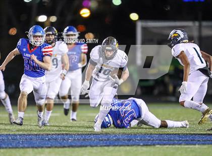 Thumbnail 2 in Liberty North @ Liberty (MSHSAA Class 6 Quarterfinal) photogallery.
