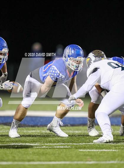 Thumbnail 1 in Liberty North @ Liberty (MSHSAA Class 6 Quarterfinal) photogallery.