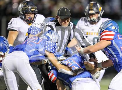 Thumbnail 3 in Liberty North @ Liberty (MSHSAA Class 6 Quarterfinal) photogallery.