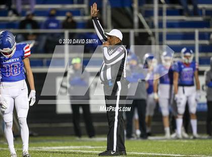 Thumbnail 1 in Liberty North @ Liberty (MSHSAA Class 6 Quarterfinal) photogallery.