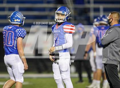 Thumbnail 2 in Liberty North @ Liberty (MSHSAA Class 6 Quarterfinal) photogallery.