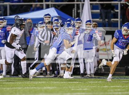 Thumbnail 3 in Liberty North @ Liberty (MSHSAA Class 6 Quarterfinal) photogallery.