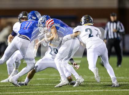 Thumbnail 2 in Liberty North @ Liberty (MSHSAA Class 6 Quarterfinal) photogallery.