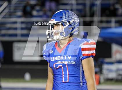 Thumbnail 2 in Liberty North @ Liberty (MSHSAA Class 6 Quarterfinal) photogallery.