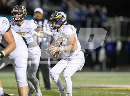 Thumbnail 1 in Liberty North @ Liberty (MSHSAA Class 6 Quarterfinal) photogallery.
