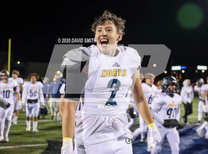 Thumbnail 1 in Liberty North @ Liberty (MSHSAA Class 6 Quarterfinal) photogallery.