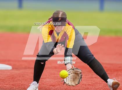 Thumbnail 1 in Prairie @ Snohomish (WIAA State Championships Round 2) photogallery.