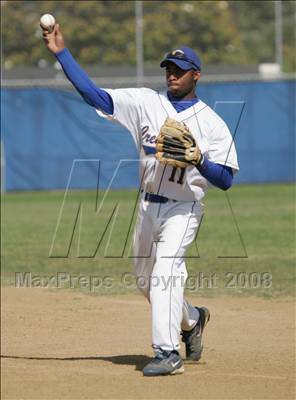 Thumbnail 3 in Westchester @ Crenshaw (CIF LA City Section Playoffs) photogallery.