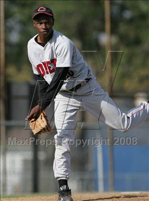 Thumbnail 3 in Westchester @ Crenshaw (CIF LA City Section Playoffs) photogallery.