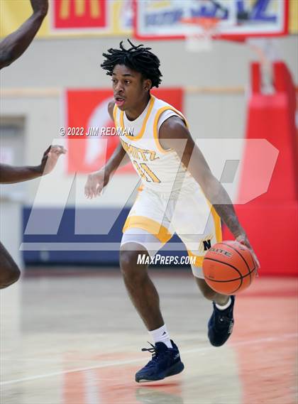 Thumbnail 3 in Dickinson vs. Nimitz (McDonald's Texas Invitational) photogallery.