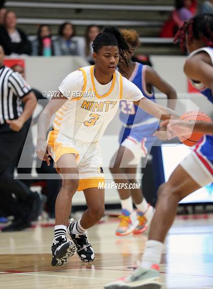 Thumbnail 2 in Dickinson vs. Nimitz (McDonald's Texas Invitational) photogallery.