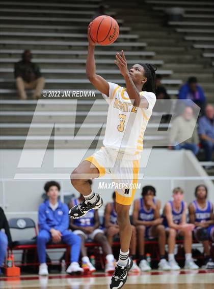 Thumbnail 3 in Dickinson vs. Nimitz (McDonald's Texas Invitational) photogallery.