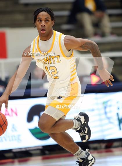Thumbnail 3 in Dickinson vs. Nimitz (McDonald's Texas Invitational) photogallery.