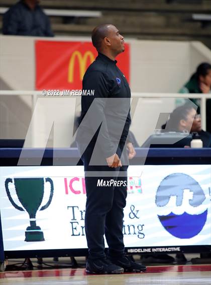 Thumbnail 2 in Dickinson vs. Nimitz (McDonald's Texas Invitational) photogallery.