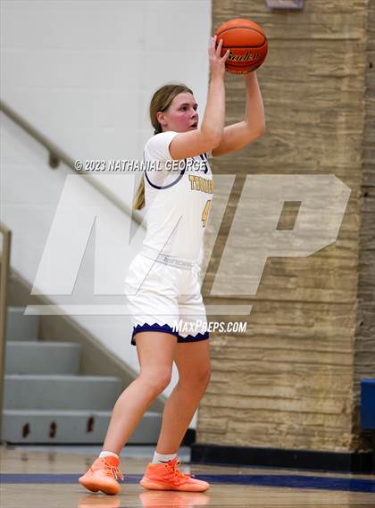 Thumbnail 3 in Omaha Westside vs. Bellevue West (Metro Tournament) photogallery.