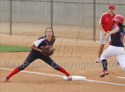 Thumbnail 3 in Marymount vs. La Salle (CIF SS DVI Final) photogallery.